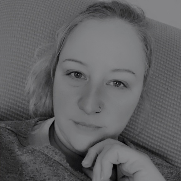 Meet your Posher, Crystal - Picture 1 of 1